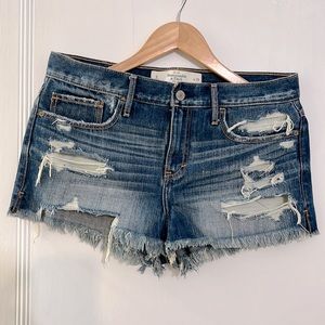 A&F high waisted distressed denim shorts, zipper, medium wash size 6